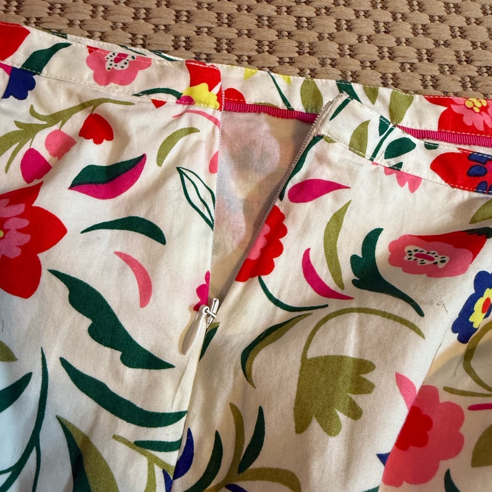 Boden Multicolor Floral A-Line Skirt. New with tags - size 8R - Picture 3 of 6